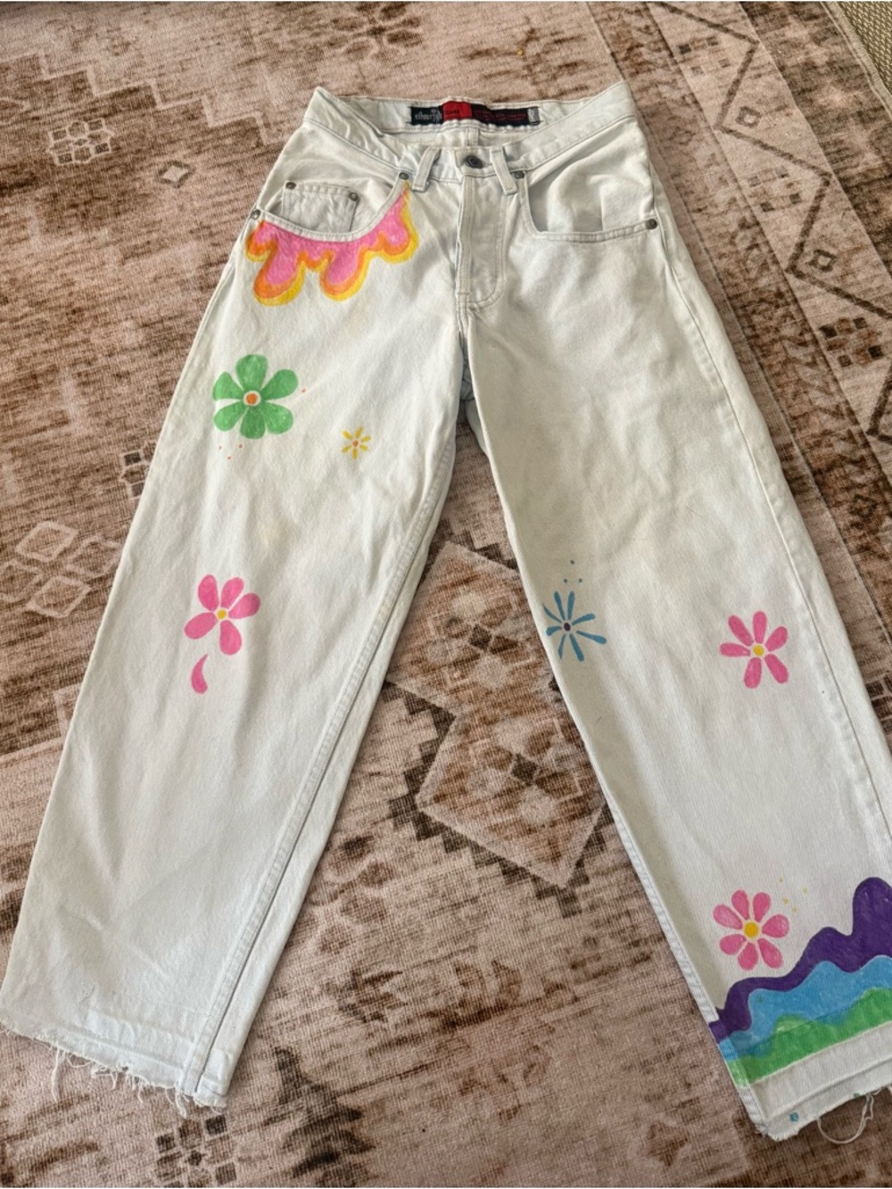 White Straight-Leg Jeans with Colorful Hand-Painted Floral Accents - Picture 2 of 2